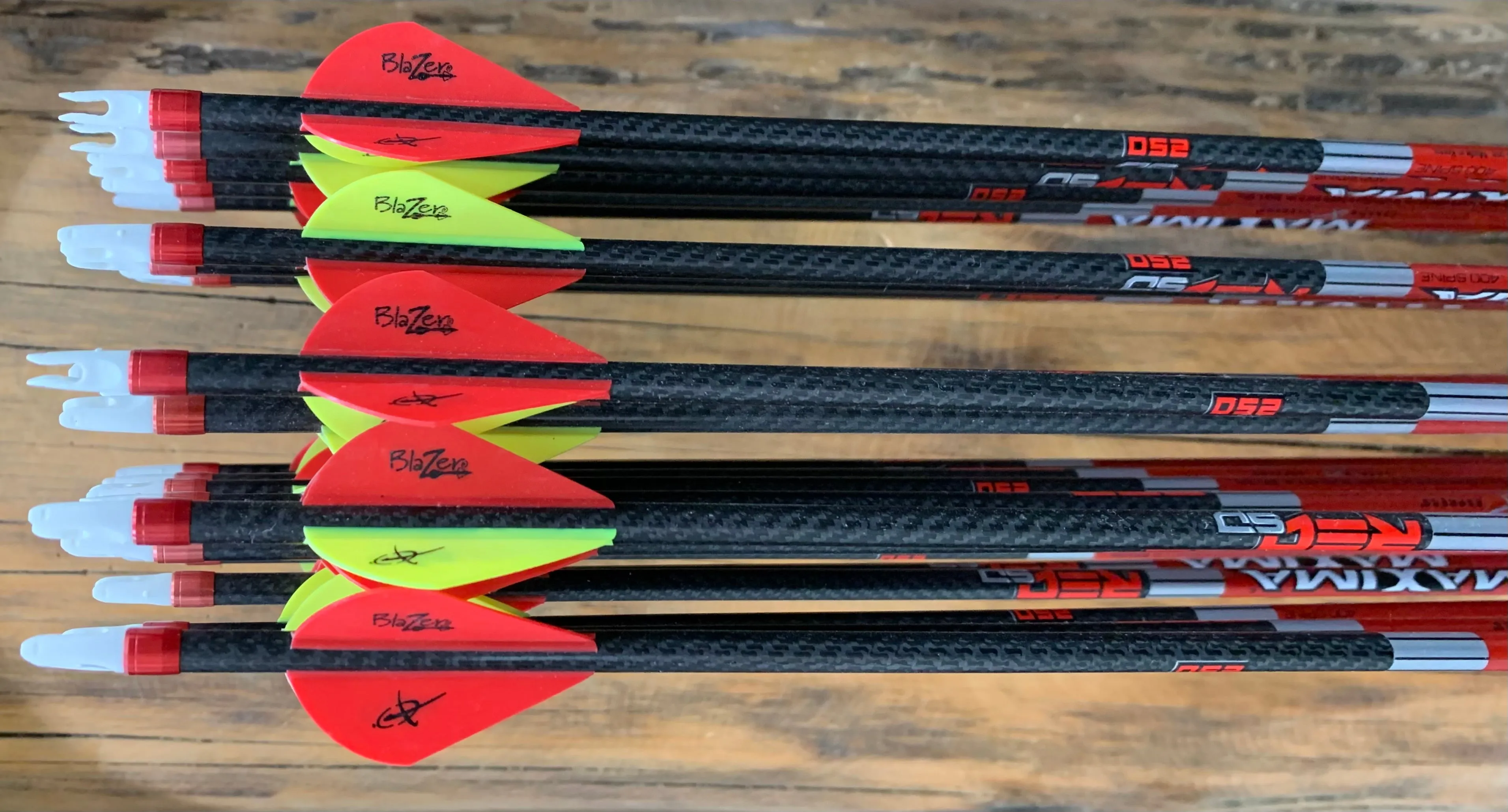 Carbon Express - Maxima Red SD250 Arrow