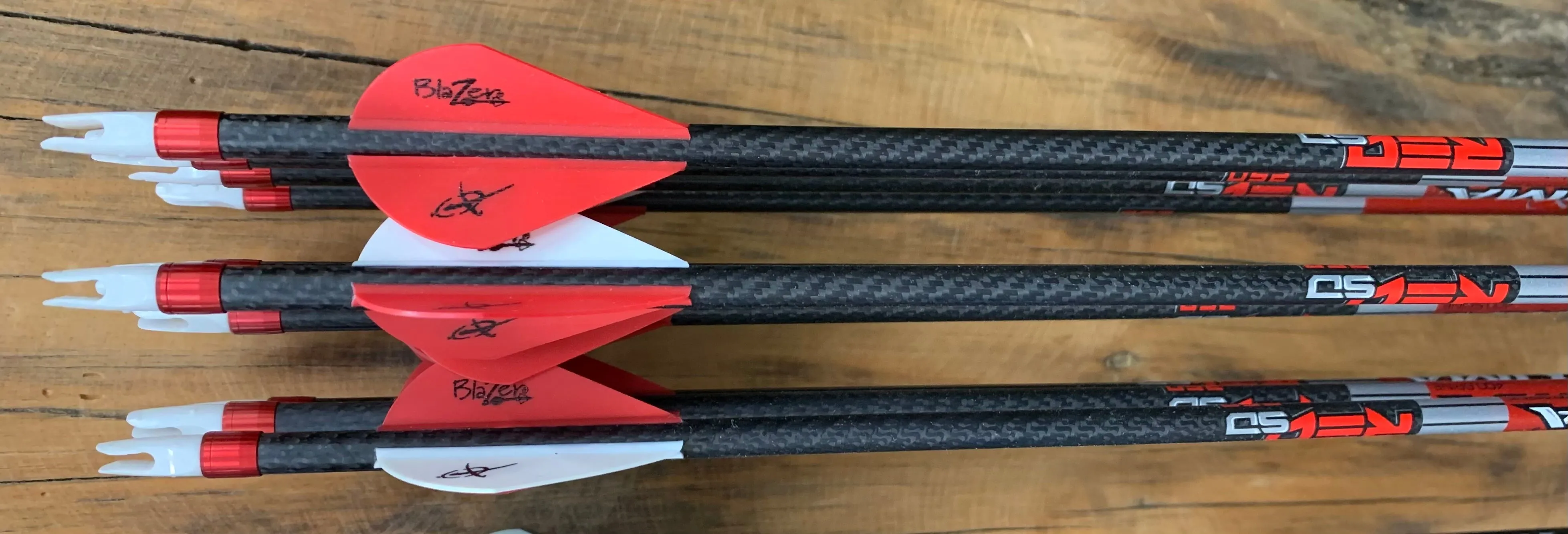 Carbon Express - Maxima Red SD250 Arrow