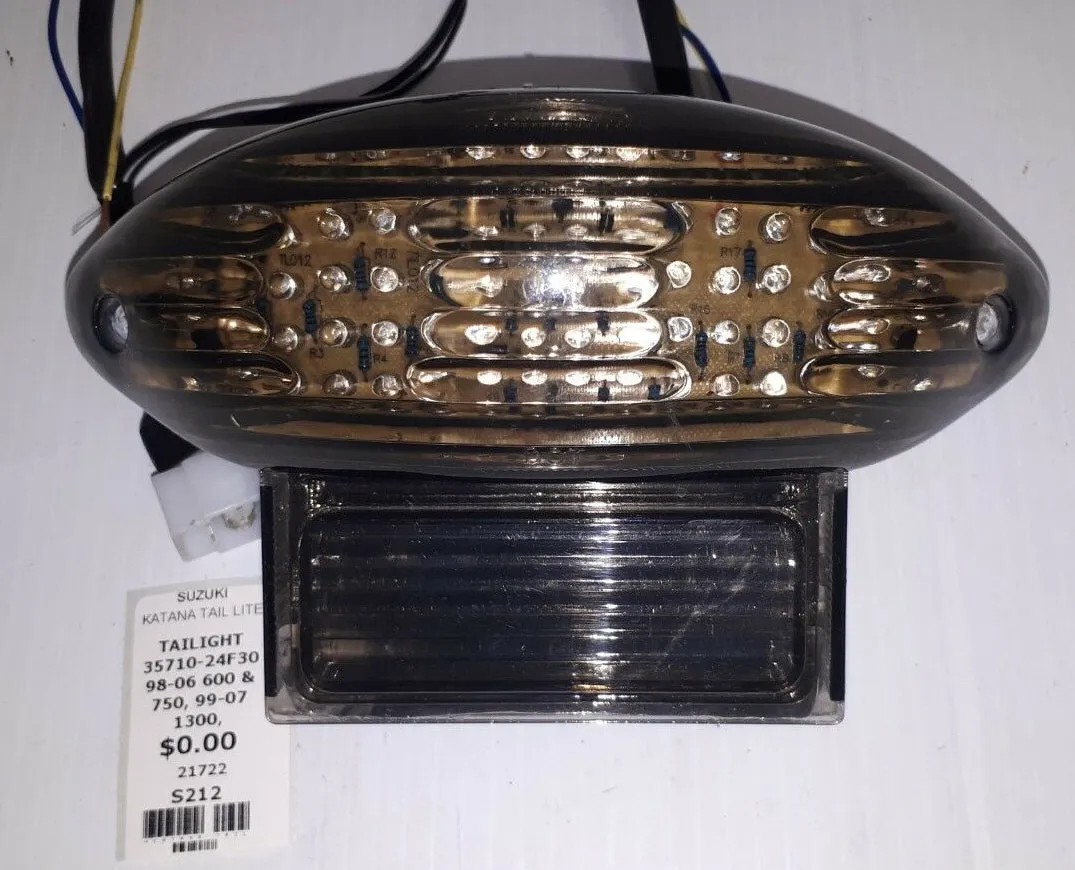 KATANA TAIL LIGHT LENS ASSEMBLY