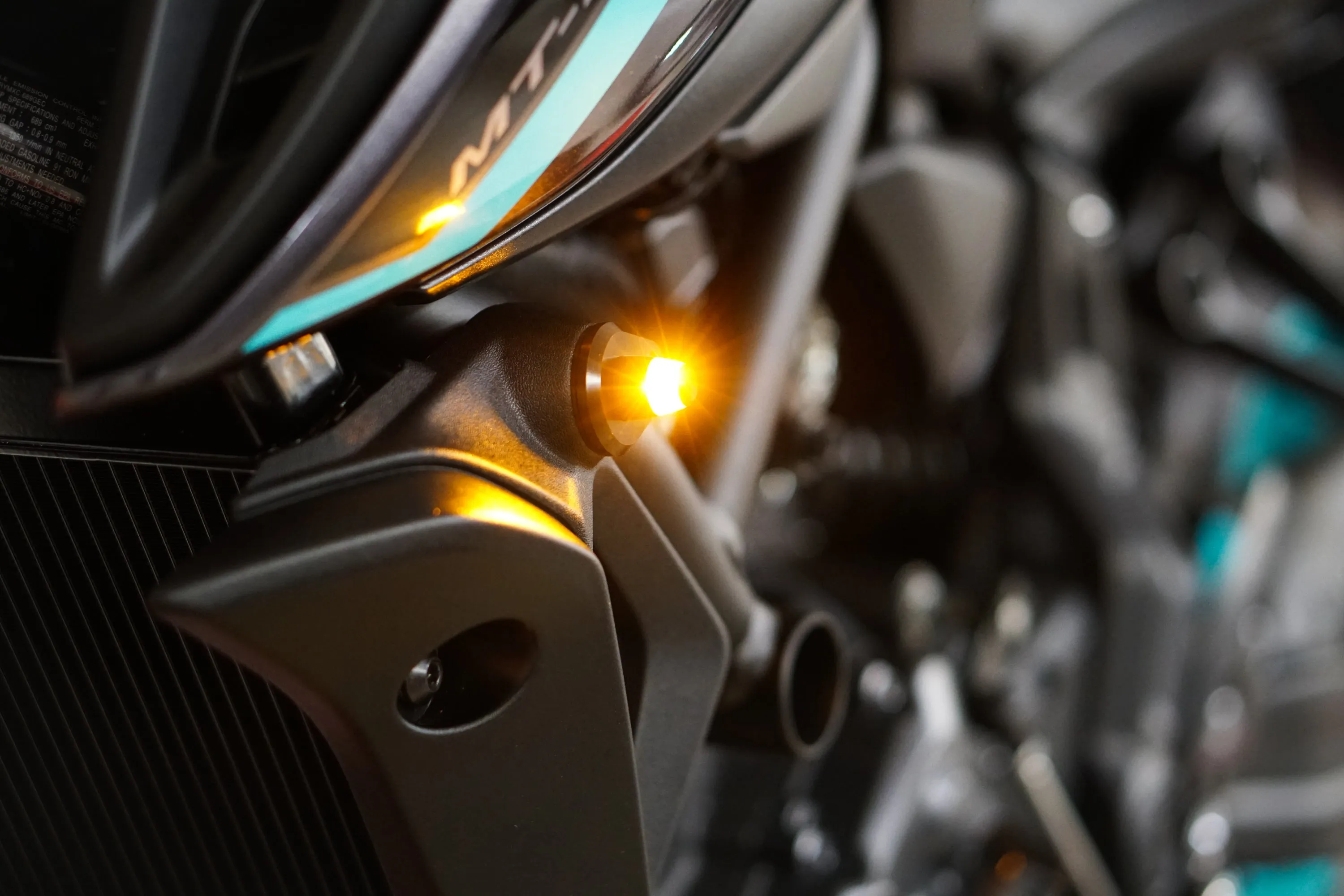 Yamaha MT-07 (FZ-07) Front Machined Turn Signal Plate Adapter Kits 2014-2025